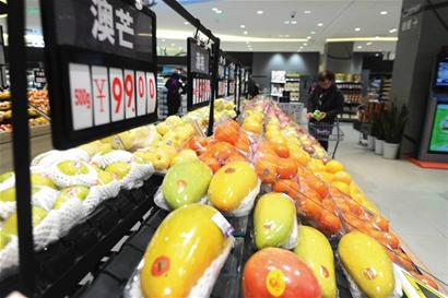 零关税进口商品争进青岛 大超市三成柜台卖洋货