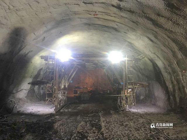 探访地铁1号线 过海隧道工程开挖已过半